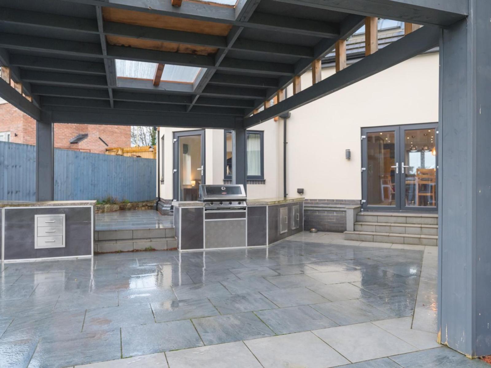 Pass The Keys 4 Bedroom Modern Spacious Home Pontesbury Exteriör bild